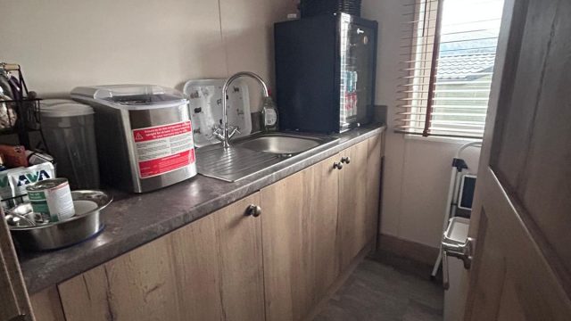 009 Utility room