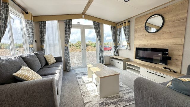 002 St David Lounge