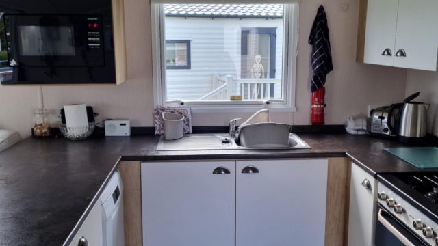 003 Swift Family Kitchen