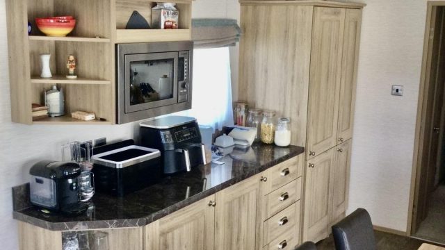 008 Ambleside Kitchen