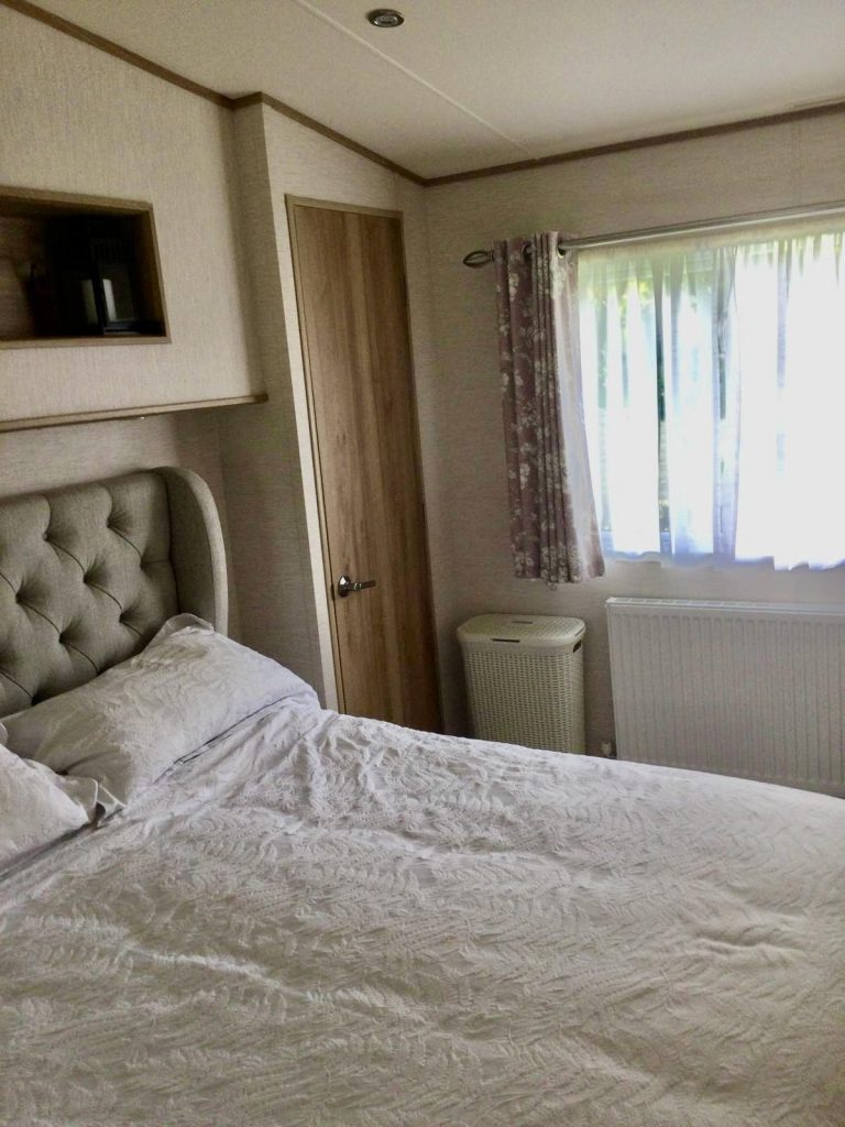 011 Ambleside Double Bedroom