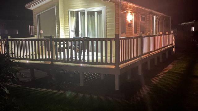 018 Waverly at night