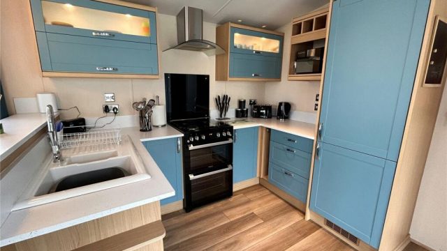 004 Regal Autograph Kitchen