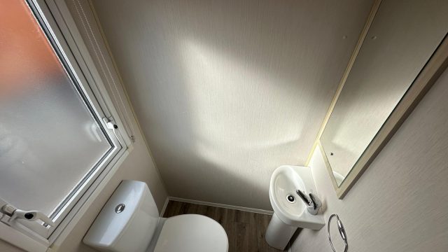 010 pier toilet