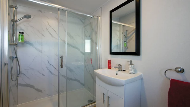 011 newbury-shower-2000×1334-1